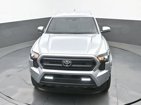 Used 2026 Toyota Tacoma SR5 AWD/4WD image 28