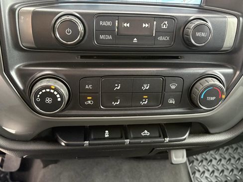 Used 2019 Chevrolet Silverado 1500 LT image 35