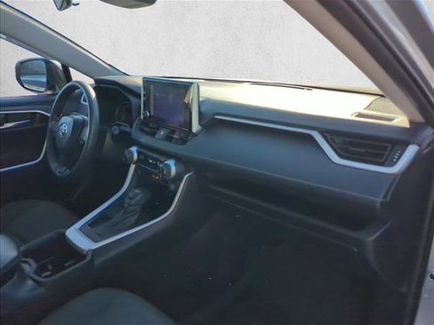 Used 2024 Toyota RAV4 XLE FWD image 26
