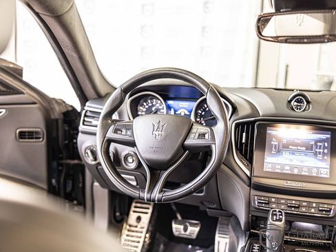 Used 2020 Maserati Ghibli image 35