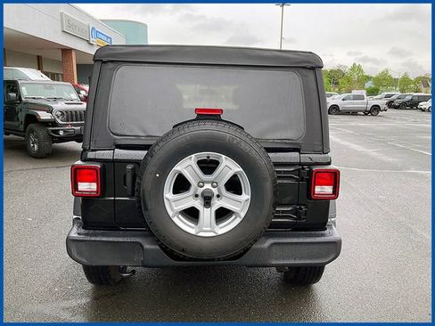 Certified 2022 Jeep Wrangler Unlimited Sport AWD/4WD image 6