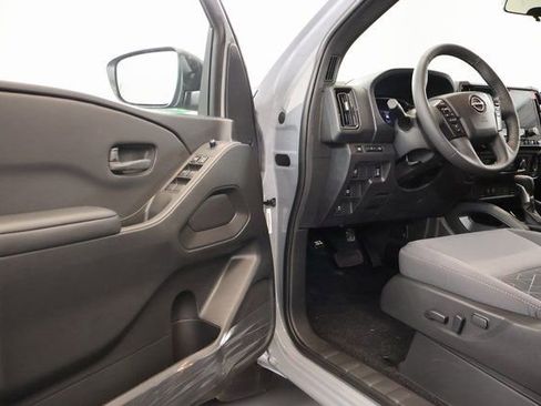 New 2026 Nissan Frontier SV w/ SV Convenience Package image 8