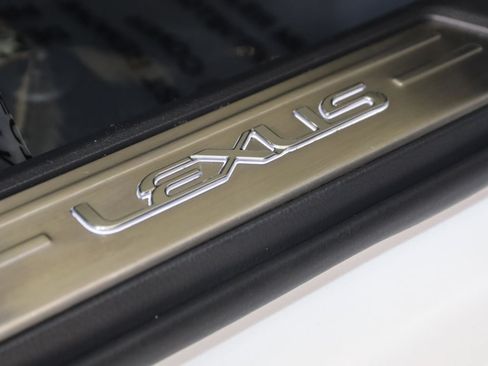 Used 2024 Lexus NX 250 FWD image 14