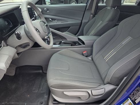 Certified 2026 Hyundai Elantra Sport FWD image 11