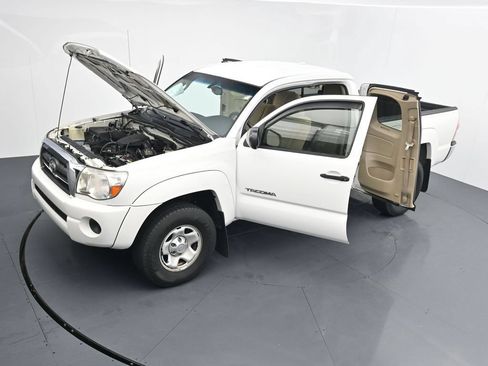 Used 2009 Toyota Tacoma PreRunner w/ SR5 Pkg #2 RWD image 35