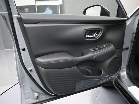 New 2026 Honda HR-V EX-L image 6