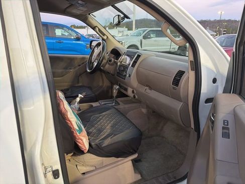 Used 2016 Nissan Frontier SV w/ SV Value Truck Package image 13