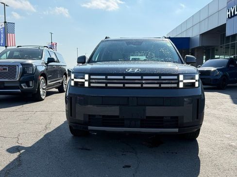 Used 2025 Hyundai Santa Fe SEL image 2