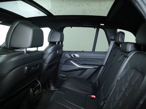 Used 2023 BMW X5 xDrive40i w/ M Sport Package AWD/4WD image 17
