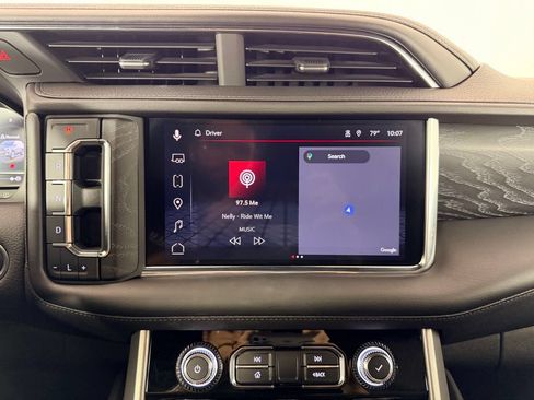 Used 2023 GMC Yukon Denali w/ LPO, Floor Liner Package AWD/4WD image 19