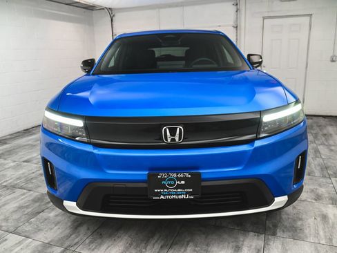 Used 2024 Honda Prologue EX image 2