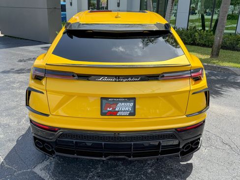 Used 2022 Lamborghini Urus AWD/4WD image 19
