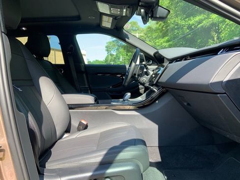 Certified 2024 Land Rover Range Rover Evoque S image 18