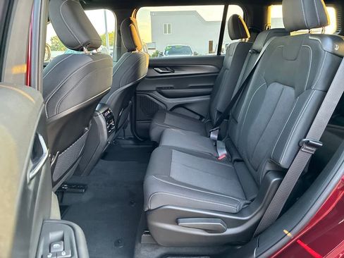 New 2025 Jeep Grand Cherokee L Laredo w/ Luxury Tech Group I AWD/4WD image 25