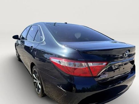 Used 2015 Toyota Camry XSE FWD image 4