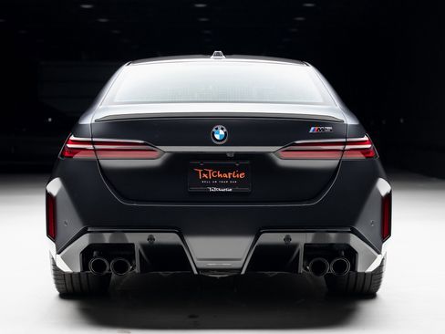 Used 2025 BMW M5 w/ Carbon Package image 26