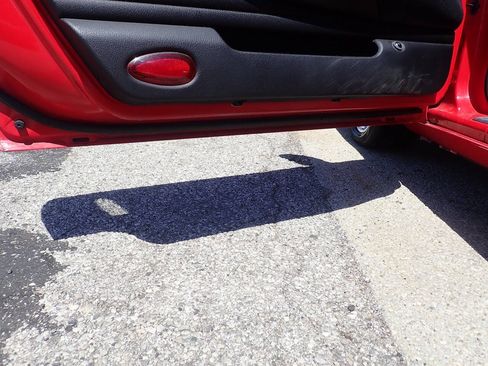 Used 2003 Ford Thunderbird RWD image 14