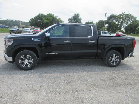 New 2026 GMC Sierra 1500 SLT w/ SLT Convenience Package AWD/4WD image 10
