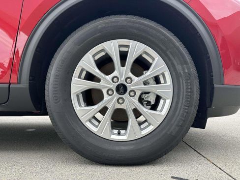 New 2025 Ford Escape ST-Line w/ Tech Pack #1 image 18