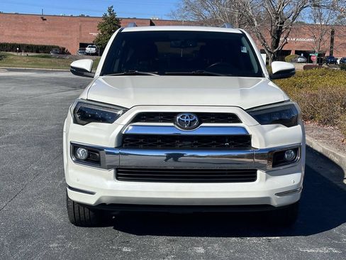Used 2016 Toyota 4Runner Limited AWD/4WD image 3