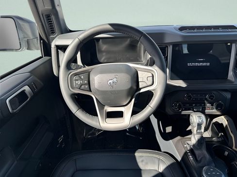 New 2026 Ford Bronco Badlands AWD/4WD image 15