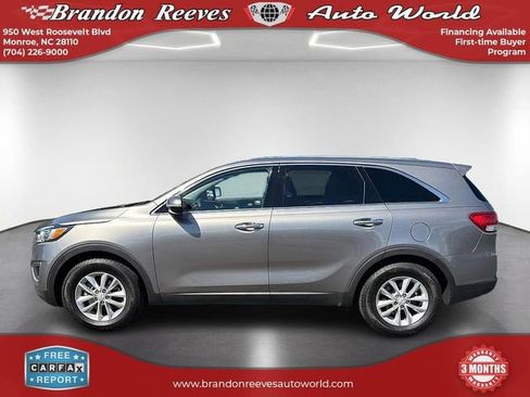 Used 2018 Kia Sorento L FWD image 9