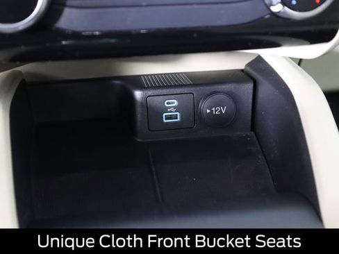 Certified 2022 Ford Escape SE image 51