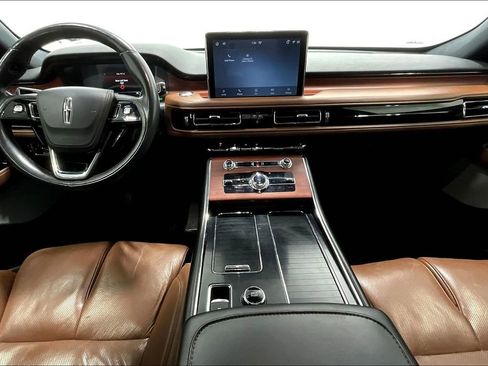 Used 2021 Lincoln Aviator Grand Touring w/ Equipment Group 302A image 18