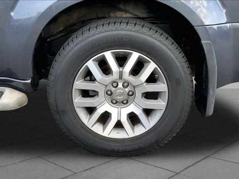 Used 2012 Nissan Pathfinder LE w/ DVD Entertainment Pkg RWD image 9