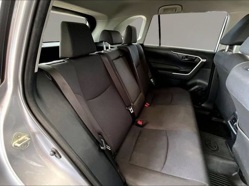 Used 2025 Toyota RAV4 LE AWD/4WD image 20