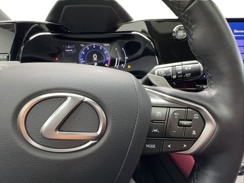 Used 2025 Lexus NX 250 FWD w/ Accessory Package (Z2) image 41