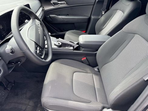 New 2026 Kia Sportage LX image 21