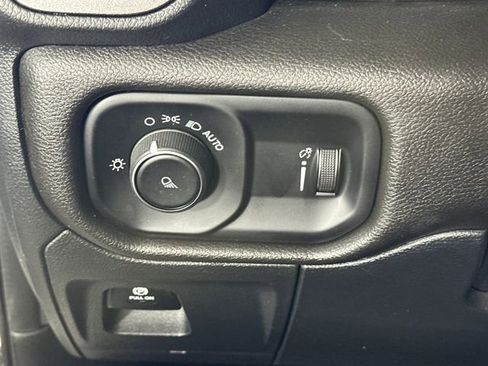 Used 2023 RAM 1500 Tradesman image 19