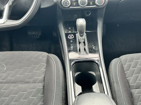 Certified 2024 Nissan Kicks SV image 16