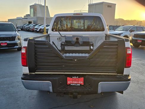 Used 2008 Ford F350 Lariat RWD image 4