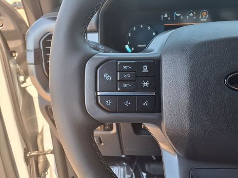 New 2025 Ford F150 Lariat w/ Equipment Group 501A Mid image 17