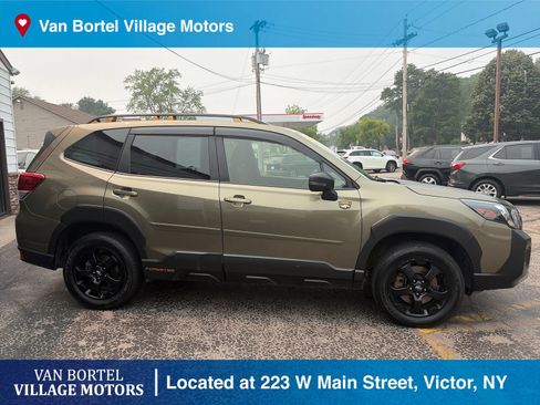 Used 2022 Subaru Forester Wilderness AWD/4WD image 5