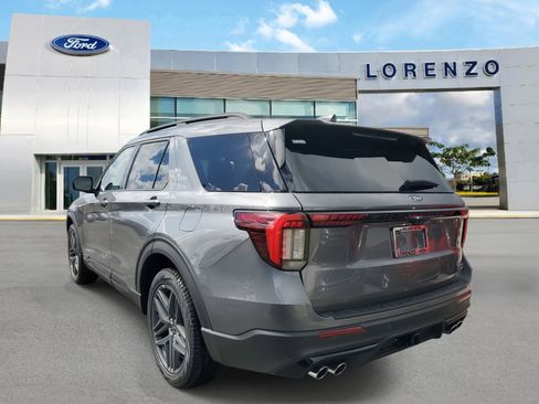 New 2026 Ford Explorer ST w/ Sun And Sound Package image 6