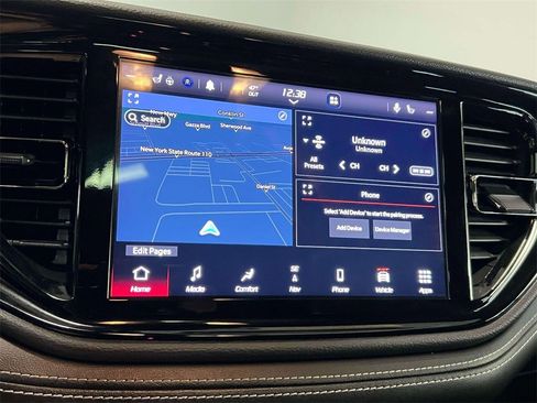 Used 2022 Dodge Durango SRT image 29