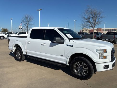 Used 2015 Ford F150 XLT w/ Equipment Group 301A Mid image 5