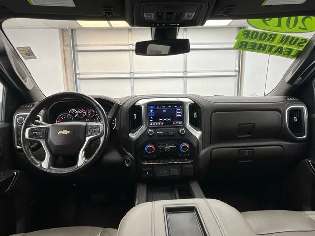 Used 2019 Chevrolet Silverado 1500 LTZ w/ LTZ Premium Package AWD/4WD image 4
