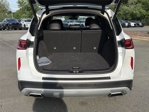 Used 2024 INFINITI QX50 Luxe AWD/4WD image 28