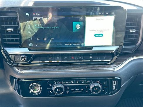 Used 2023 Chevrolet Silverado 1500 LT image 18