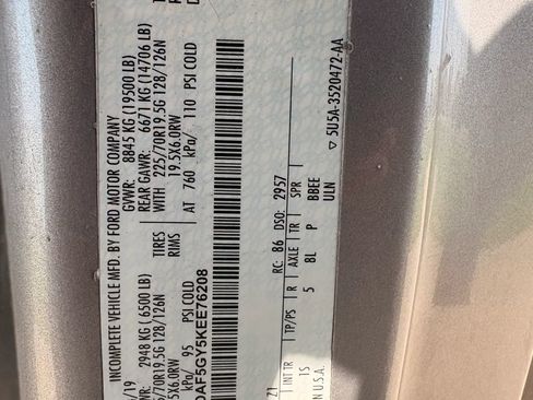 Used 2019 Ford F550 2WD Regular Cab Super Duty image 29