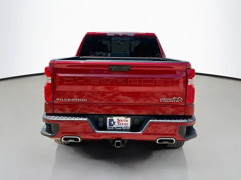 Used 2022 Chevrolet Silverado 1500 High Country w/ High Country Premium Package AWD/4WD image 6