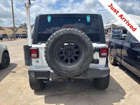 Used 2018 Jeep Wrangler Unlimited Sport S AWD/4WD image 11
