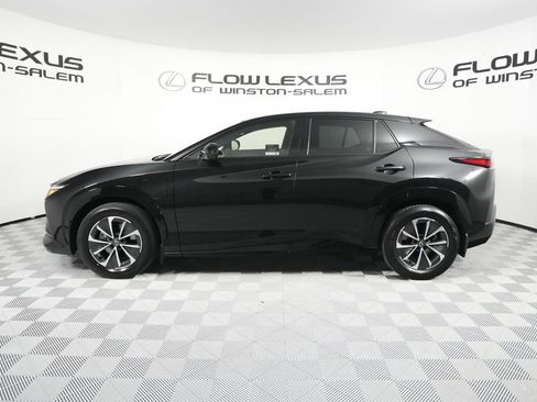 Certified 2023 Lexus RZ 450e Premium w/ Accessory Package (Z1) image 4