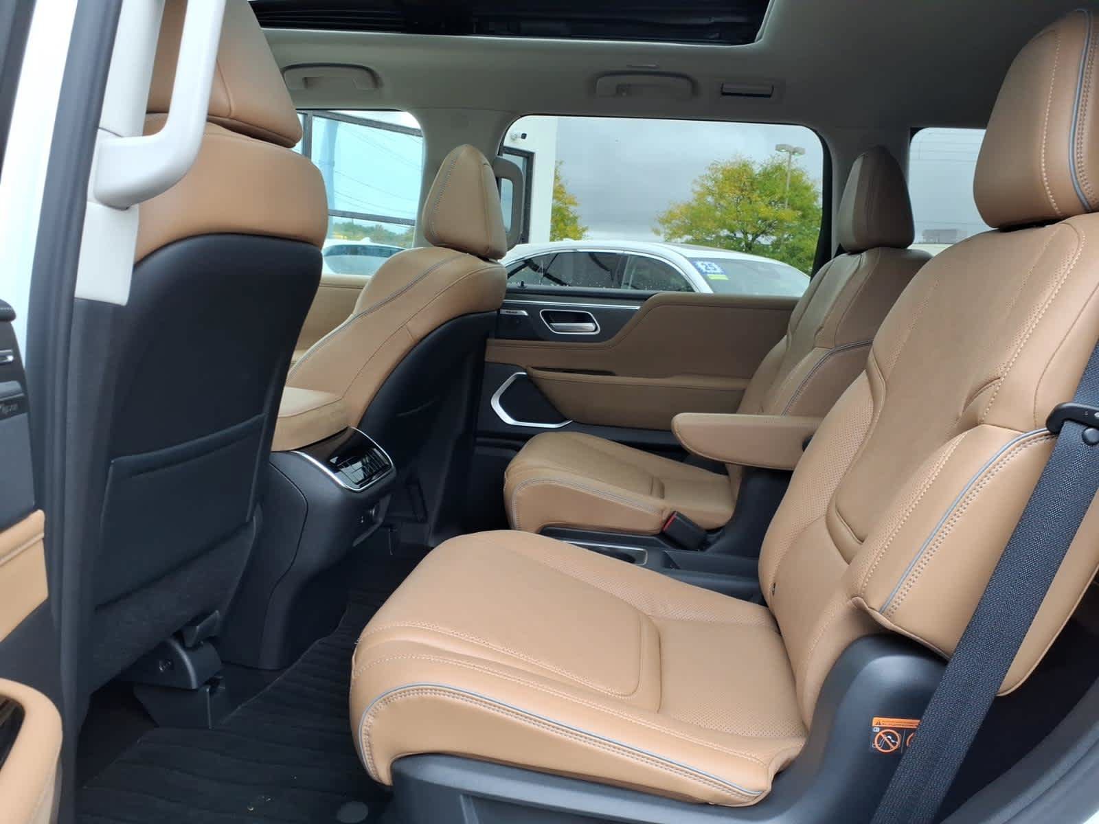 Certified 2027 INFINITI QX80 Luxe AWD/4WD image 13