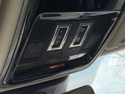 Used 2018 Land Rover Range Rover Long Wheelbase Supercharged image 31