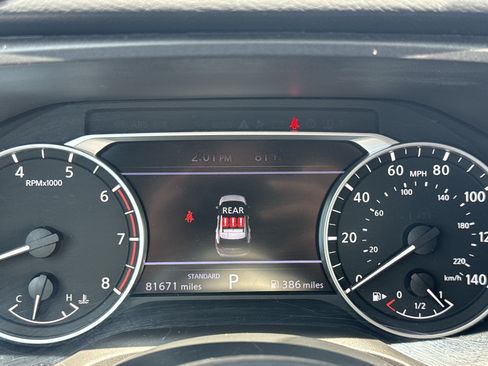 Used 2024 Nissan Rogue S FWD image 11
